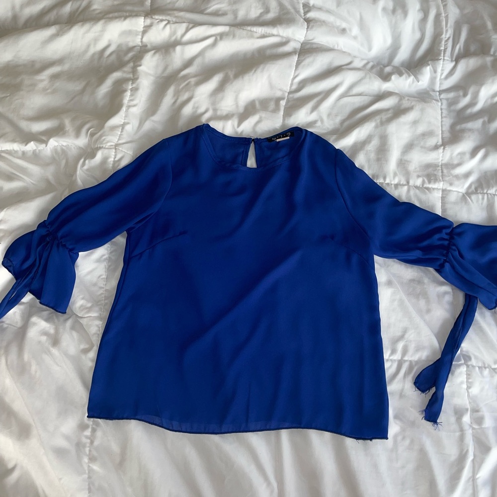 Royal blue blouse size S